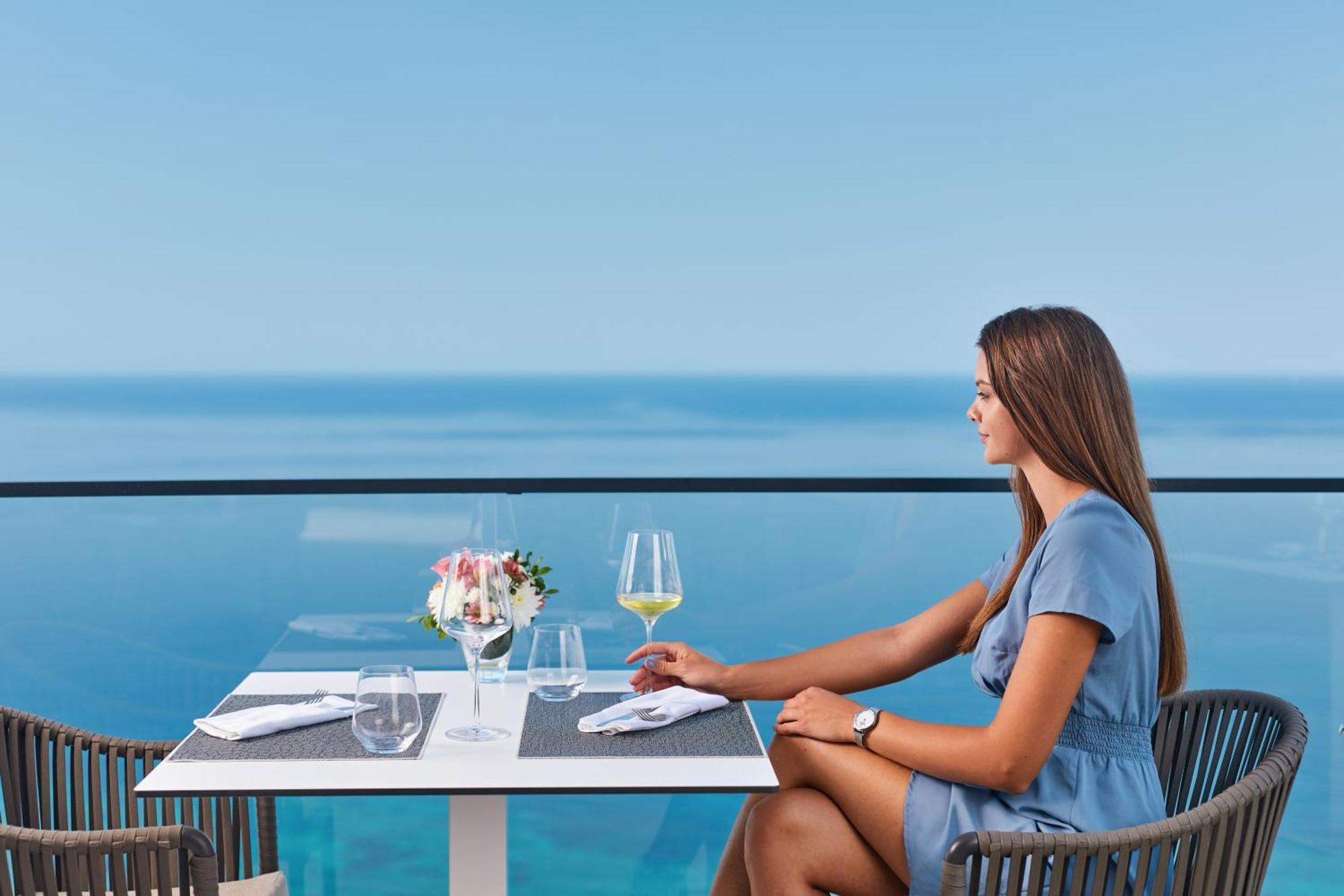 Ananti Resort, Residences & Beach Club - The Leading Hotels Of The World سفيتي ستيفان المظهر الخارجي الصورة