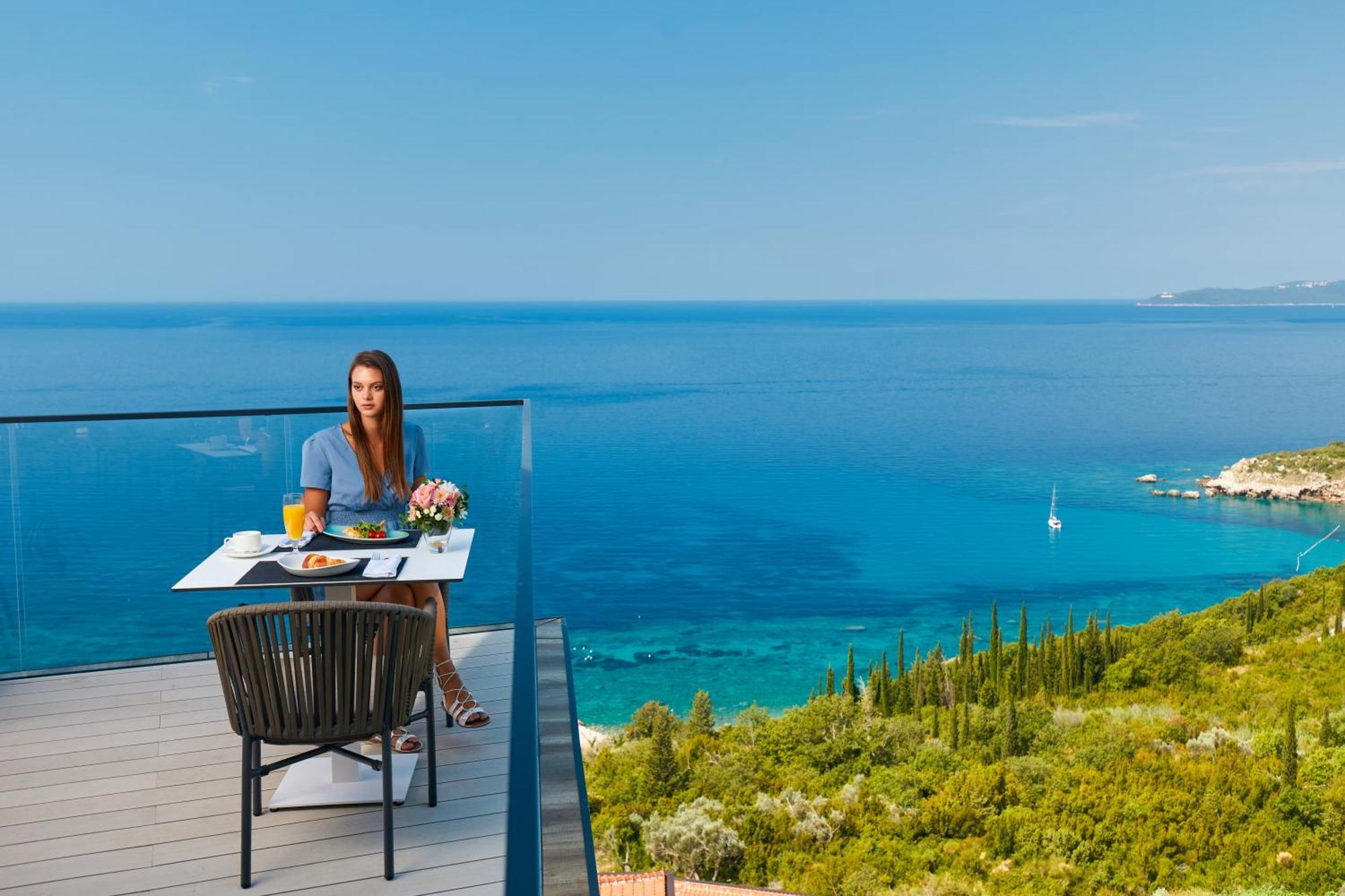 Ananti Resort, Residences & Beach Club - The Leading Hotels Of The World سفيتي ستيفان المظهر الخارجي الصورة