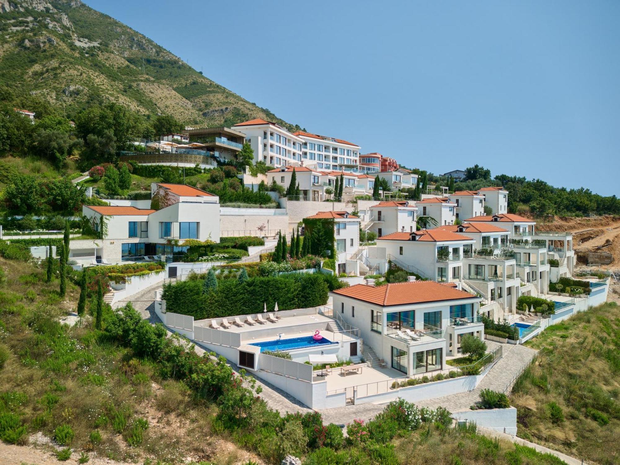 Ananti Resort, Residences & Beach Club - The Leading Hotels Of The World سفيتي ستيفان المظهر الخارجي الصورة
