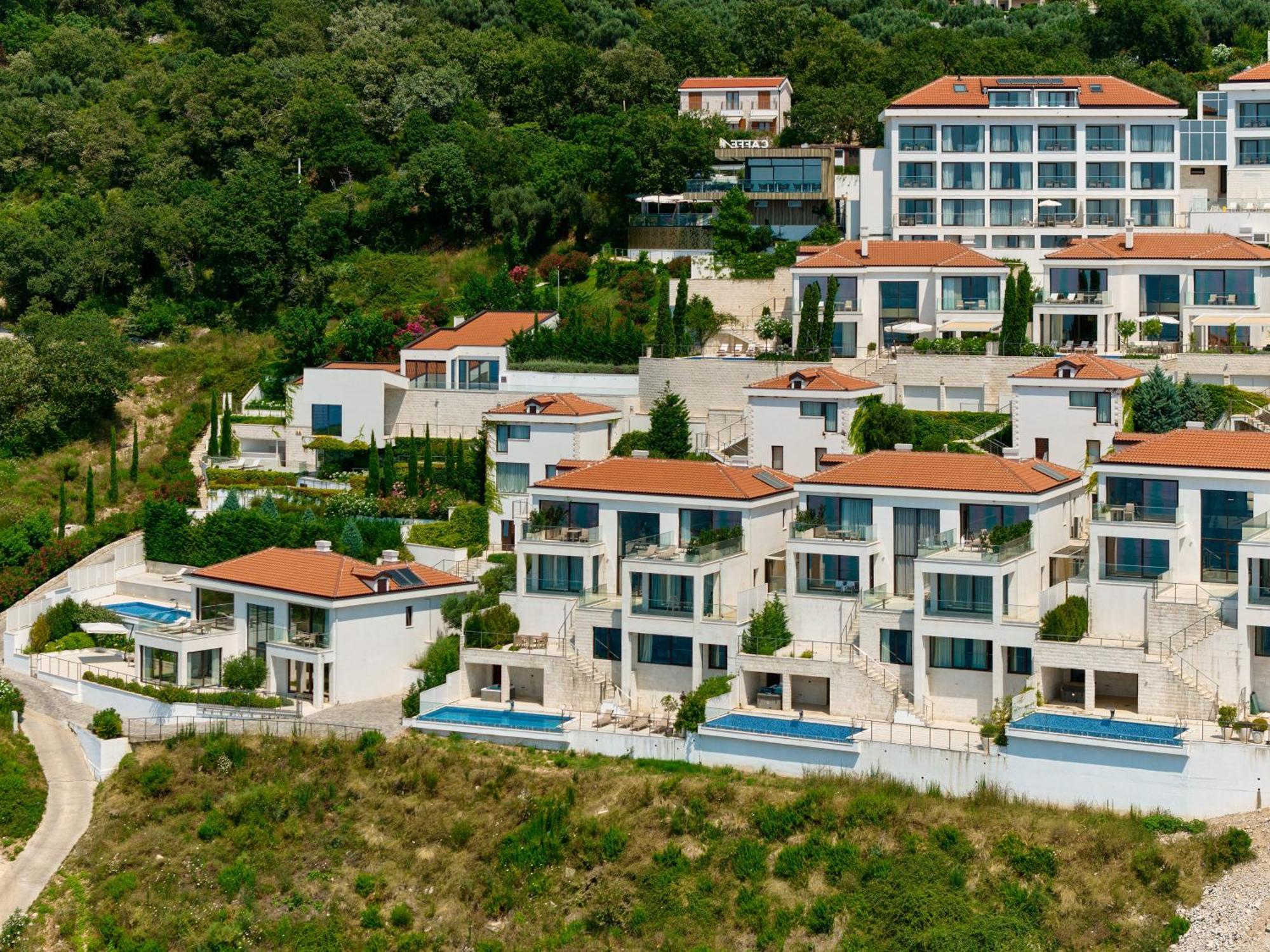 Ananti Resort, Residences & Beach Club - The Leading Hotels Of The World سفيتي ستيفان المظهر الخارجي الصورة