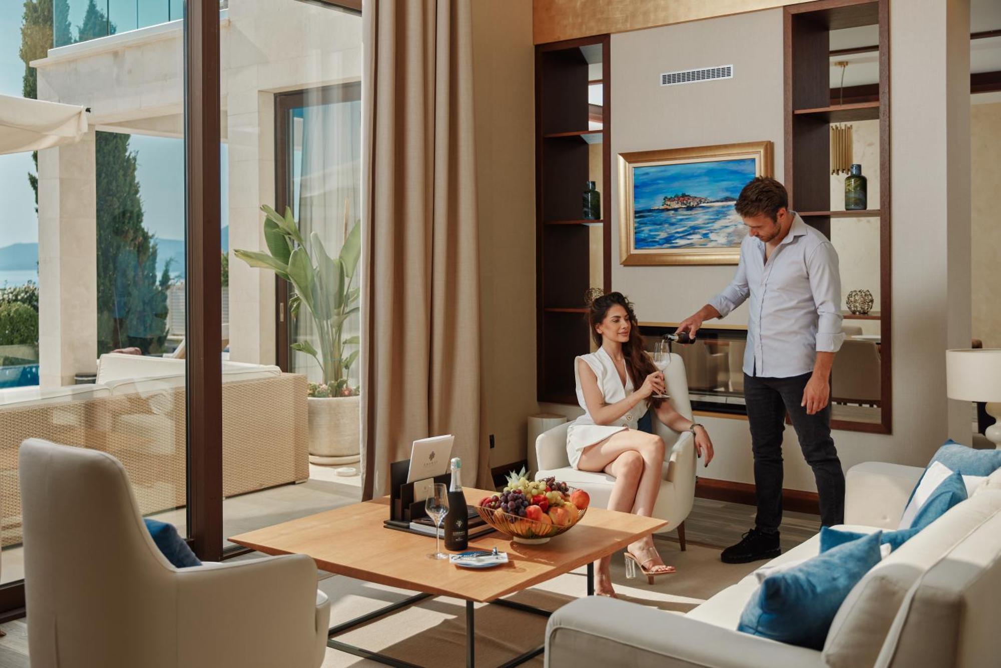 Ananti Resort, Residences & Beach Club - The Leading Hotels Of The World سفيتي ستيفان المظهر الخارجي الصورة
