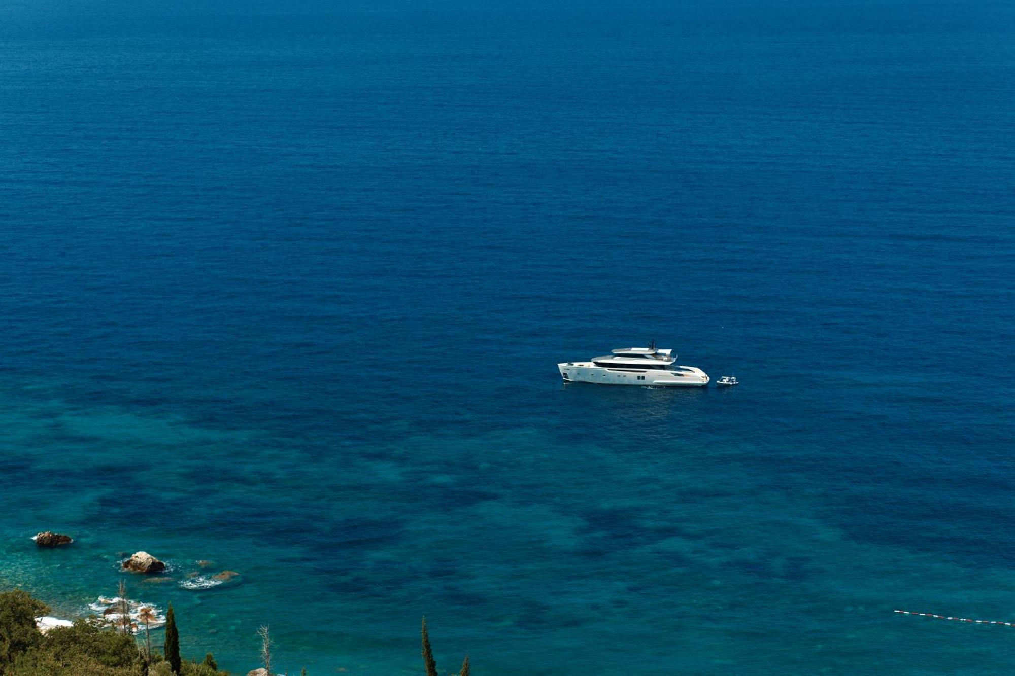 Ananti Resort, Residences & Beach Club - The Leading Hotels Of The World سفيتي ستيفان المظهر الخارجي الصورة