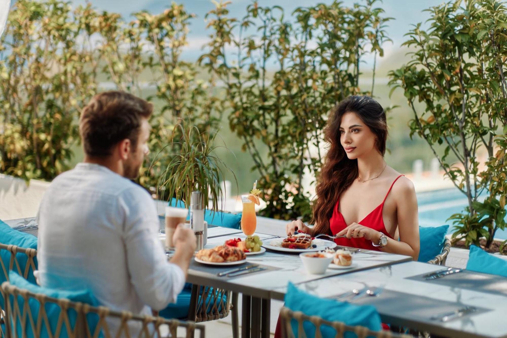 Ananti Resort, Residences & Beach Club - The Leading Hotels Of The World سفيتي ستيفان المظهر الخارجي الصورة